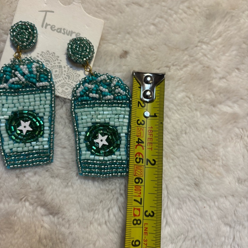 NEW Earrings Coffee Cups Seed Beaded Green White Teal Stars Felt Back Starbucks - Picture 8 of 9